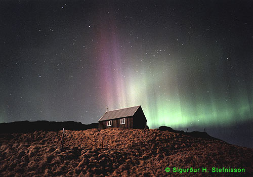 Beautiful Northern Lights curtain, fluorescent light from solar ions hitting upper atmosphere.